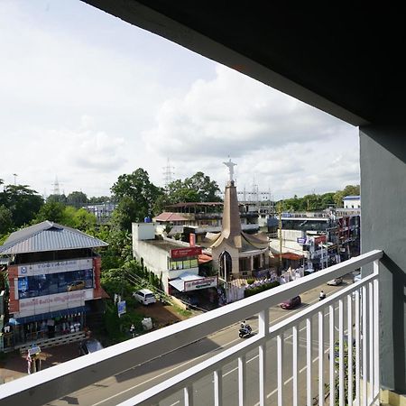 Perumanseri Quilon Residency Kundara酒店 外观 照片